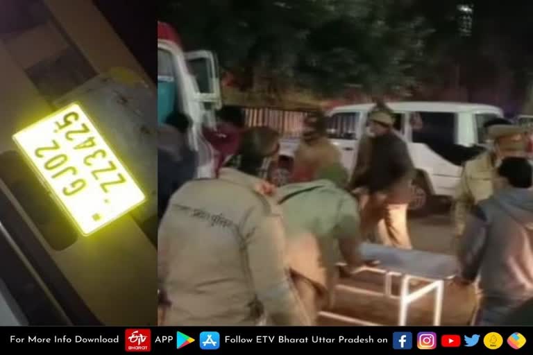 etv bharat up news  Unnao latest news  उन्नाव में सड़क हादसा  road accident in unnao  पीआरवी पर पलटा ट्रक  तीन पुलिसकर्मियों की मौत  Truck overturns on PRV in Unnao  three policemen killed  उन्नाव के सफीपुर कोतवाली  महिला सिपाही शशिकला  उन्नाव-हरदोई मार्ग पर सफीपुर  पुलिस की गाड़ी पर पलटा  एसपी दिनेश त्रिपाठी  उन्नाव में दर्दनाक हादसा