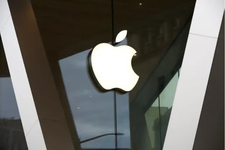 Apple reportedly preparing low-cost iPhone  iPad for March launch  apple 5g product  ആപ്പിളിന്‍റെ ഏറ്റവും പുതിയ പ്രൊഡക്റ്റ്  ആപ്പിളിന്‍റെ 5ജി ഉല്‍പ്പന്നങ്ങള്‍  ആപ്പിളിന്‍റെ പ്രൊഡക്റ്റ് ലോഞ്ച്