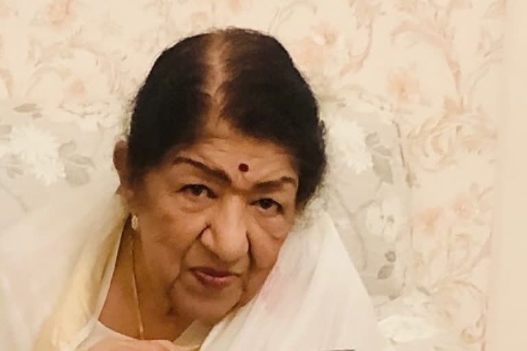 Lata Mangeshkar Health update: સ્વરા નાઈટિંગેલ લતાજીની હાલત નાજુક