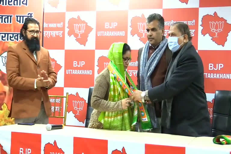 Kavita Parmar joins BJP