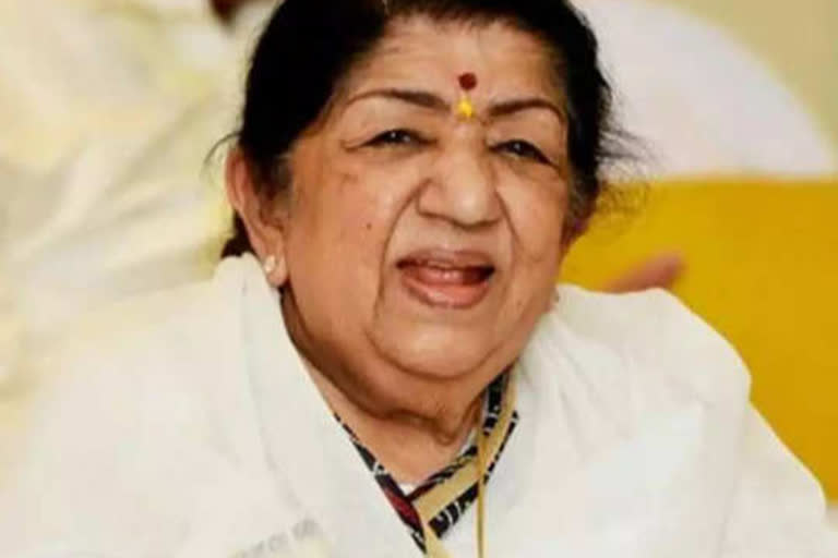 Lata Mangeshkar paases away at 92