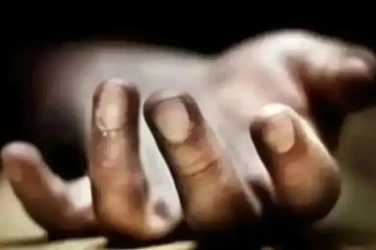 Ambalamukku woman death woman killed in Ambalamukku യുവതിയെ മരിച്ച നിലയിൽ കണ്ടെത്തി അമ്പലമുക്കിൽ യുവതിയെ കൊലപ്പെടുത്തി