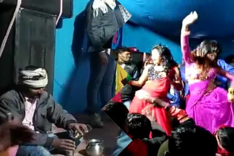 bar girls Dance in East Champaran