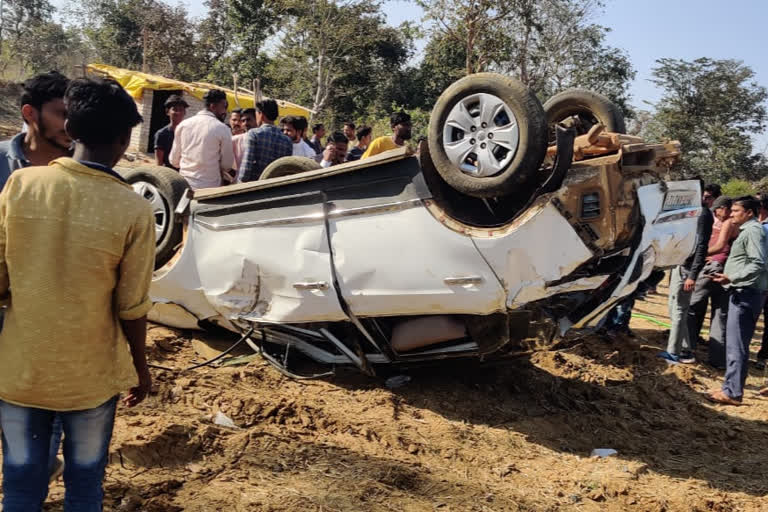 लग्न जमवून जाताना झाला अपघात