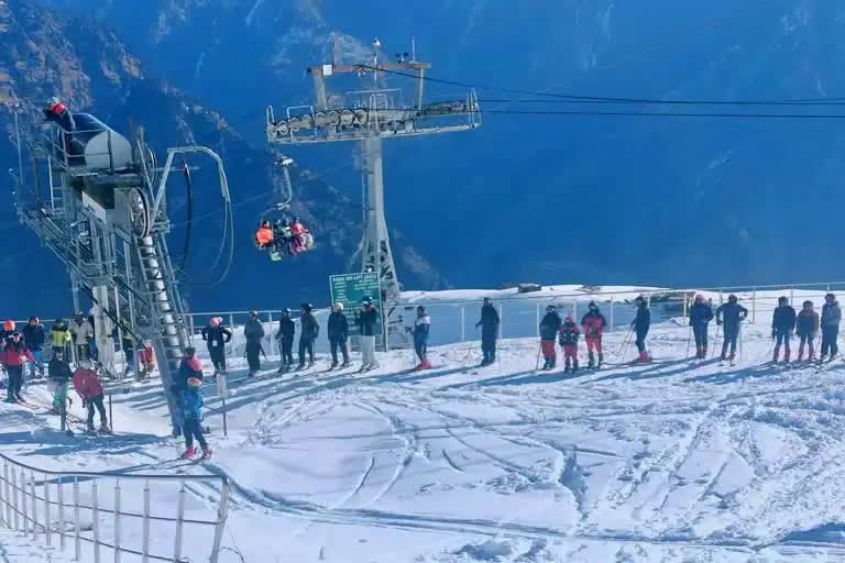 National Skiing Championship, Skiing Championship in Uttarakhand, Skiing Championship in Auli, Uttarakhand's chief secretary SS Sandhu