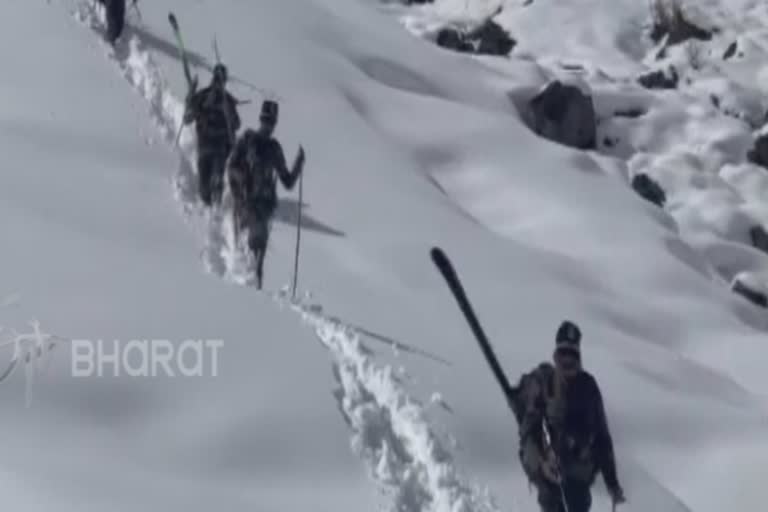 Watch Video: இந்திய ராணுவத்தினர் ரோந்துப் பணி