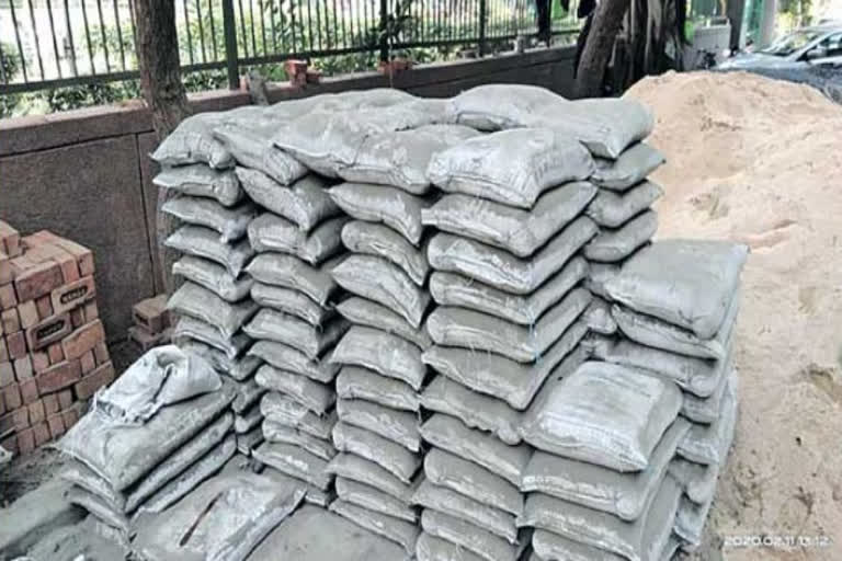 Cement Price Hike: పెరిగిన సిమెంట్​ ధరలు.. ఒక్కో బస్తాపై ఎంతంటే..?