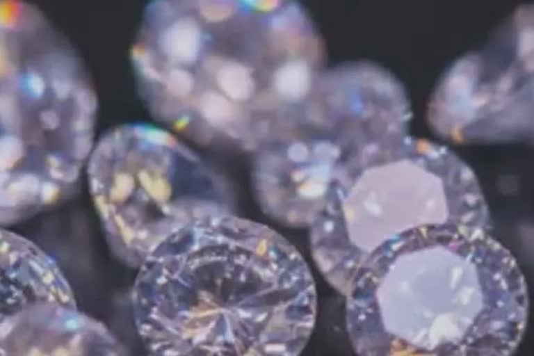 Price Rise of Rough Diamonds: 6 મહિનામાં રફના ડાયમંડના ભાવ 70 ટકા વધ્યા, સુરતના વેપારીઓ મુશ્કેલીમાં મુકાયા