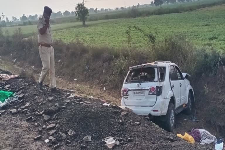 Car Accident in Halvad: મુંબઈથી કચ્છ જતા પટેલ પરિવારને નડ્યો અકસ્માત, હળવદ નજીક ગાડી પલટી જતા 3ના મોત