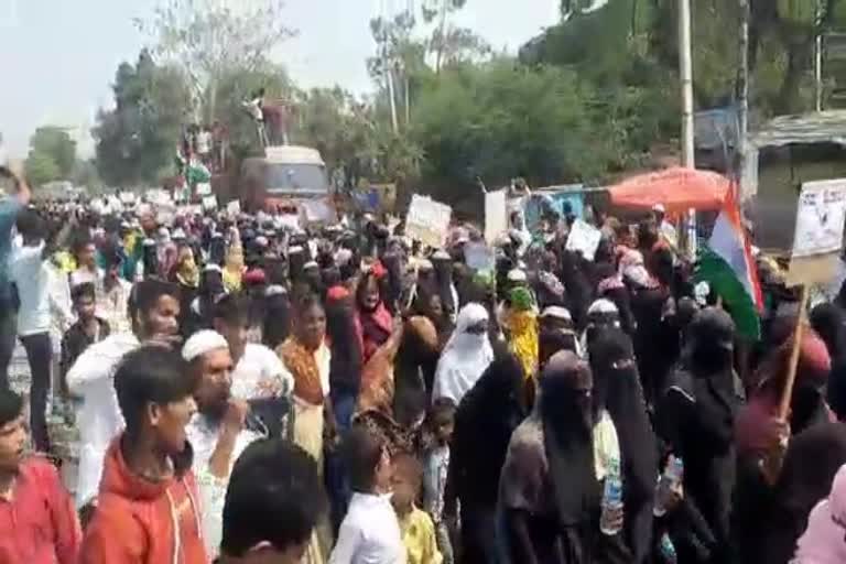 protest in kalaburagi by supporting Hijab