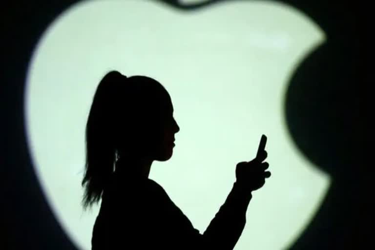 Apple announces contactless payments via new iPhones  apple new technology  what will be the features of the new iphone  ഐ ഫോണ്‍ ടാപ് ടു പേ  പുത്തന്‍ പെയ്മെന്‍റ് ഓപ്ഷനുകളുമായി ഐഫോണ്‍  ആപ്പിൾ പേ