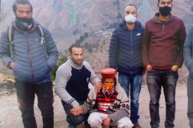 charas recovered in kullu