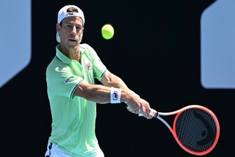 Defending champion Diego Schwartzman enters the quarterfinals of argentina open