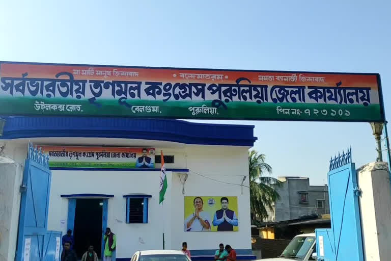 war-of-words-between-purulia-tmc-leader-on-municipal-election-candidate-list