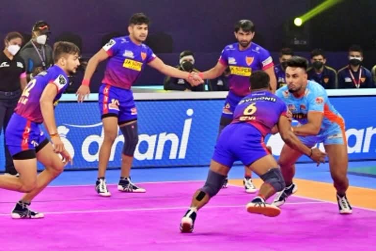 Pro Kabaddi League  Bengal Warriors beat Dabang Delhi  Bengal Warriors  Dabang Delhi  Kabaddi