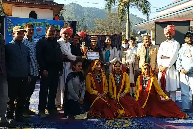 folk dance competition organized in Mandi
