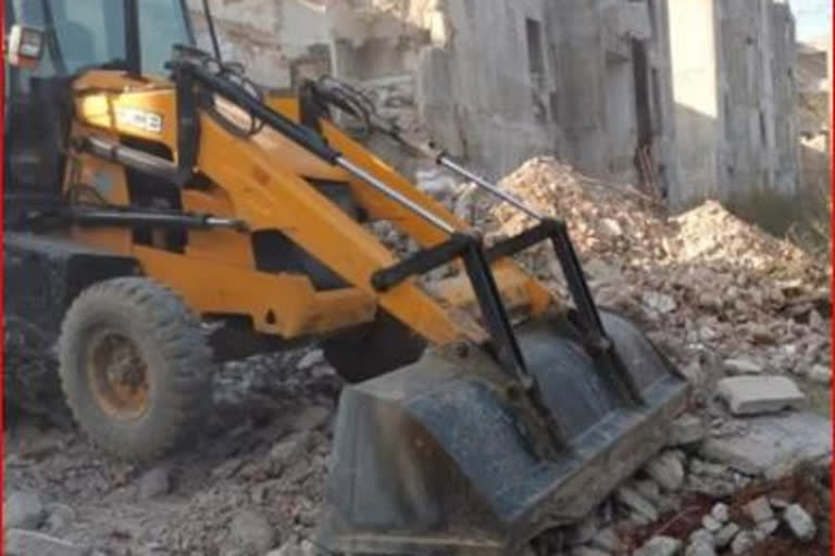 Building Collapsed in Narela