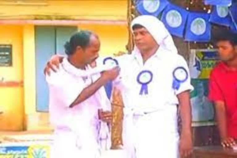 முண்டியடித்து ஓட்டு கேட்ட வேட்பாளர்கள் : வடிவேலு பாணியில் வேட்பாளர்களை குழப்பிய மக்கள்