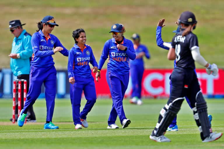 India vs New Zealand 1st ODI  india lost against new zealand  india Cricket Team  new zealand Cricket Team  Sports News  न्यूजीलैंड बनाम भारत  महिला क्रिकेट