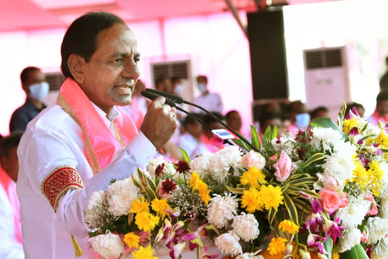 CM kcr fires on modi government