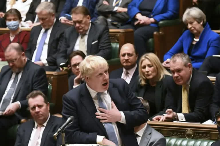 British Prime Minister Boris Johnson has received a questionnaire from London's Metropolitan Police as part of the investigation into parties in Downing Street during COVID lockdowns.