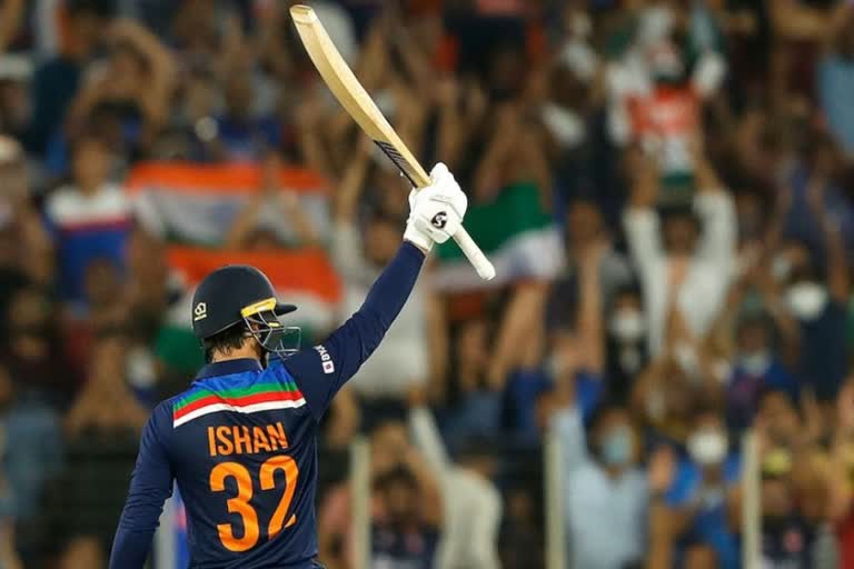 IPL 2022 AUCTION  IPL AUCTION 2022 LIVE  IPL 2022 PLAYERS LIST  ishan kishan  ഇഷാന്‍ കിഷൻ  റെക്കോര്‍ഡ് തുകയ്ക്ക് മുംബൈ നിലനിര്‍ത്തി  Mumbai retained Ishant Kishan record amount