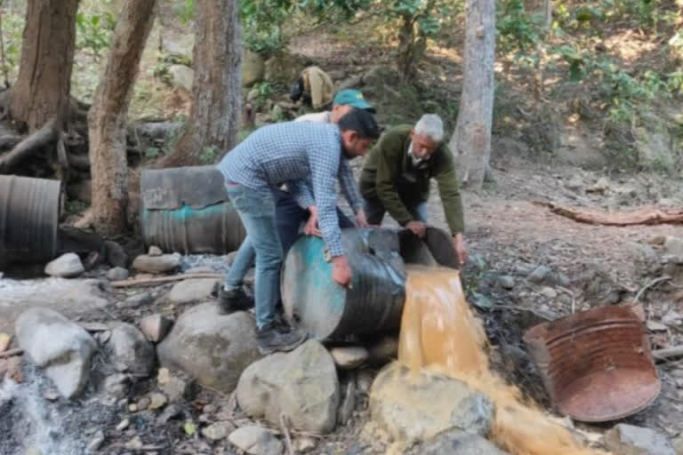 Forest department destroyed Lahan in Paonta