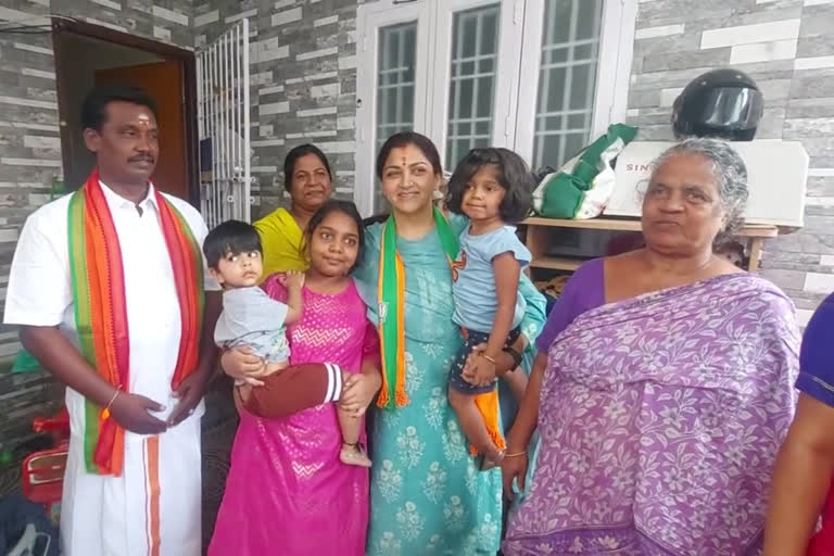 மக்கள் எங்களை நம்பி வாக்களிப்பார்கள் நடிகை குஷ்பு  நம்பிக்கை