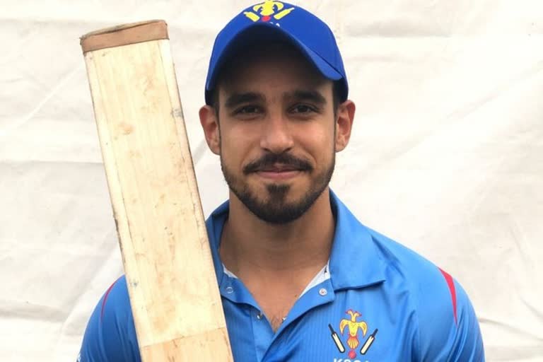 Gujarat Titans buy Abhinav Manohar