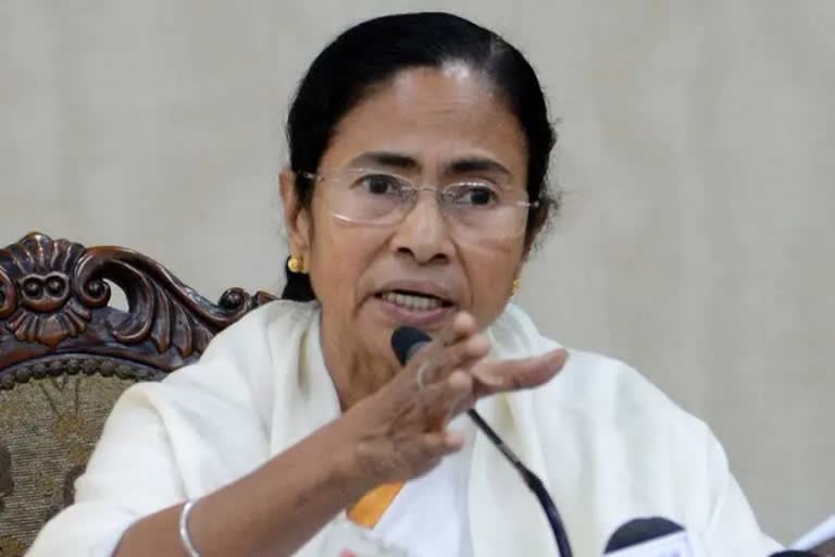 mamata dissolves all existing posts in TMC