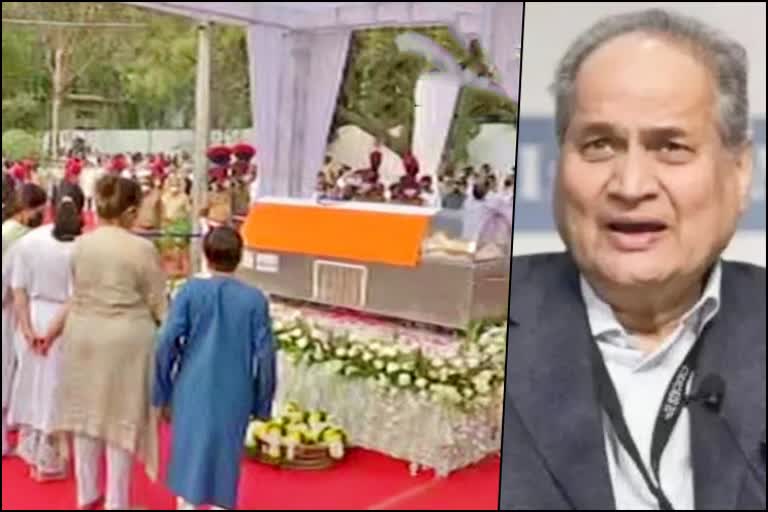 Industrialist Rahul Bajaj cremated with full state honours in Pune