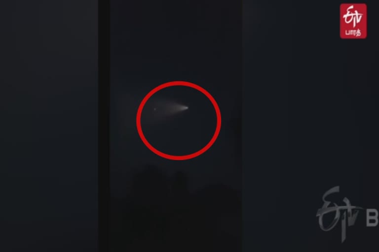 திண்டுக்கல்லில்  பிஎஸ்எல்விசி-52 ராக்கெட்? - ஆச்சிரியத்துடன் பார்க்கும் மக்கள்!