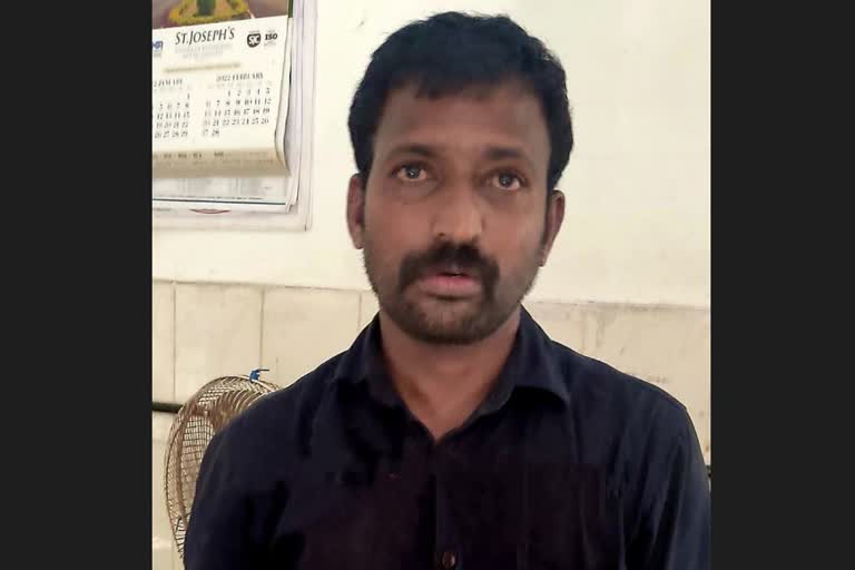 inter district culprit arrested in pala  Installment fraud culprit arrested in kottayam pala  ഇന്‍സ്‌റ്റാള്‍മെന്‍റിന്‍റെ പേരില്‍ തട്ടിയത് 15 ലക്ഷം  നിരവധി ജില്ലകളില്‍ പ്രതിയായ ആള്‍ പാലയില്‍ പിടിയില്‍  കോട്ടയം ഇന്നത്തെ വാര്‍ത്ത  kottayam todays news