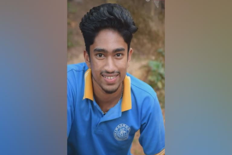 വിദ്യാര്‍ഥിയെ കാണാതായി  kottayam student missing  18 year old missing in kottayam  പതിനെട്ടുകാരനെ കാണാതായി