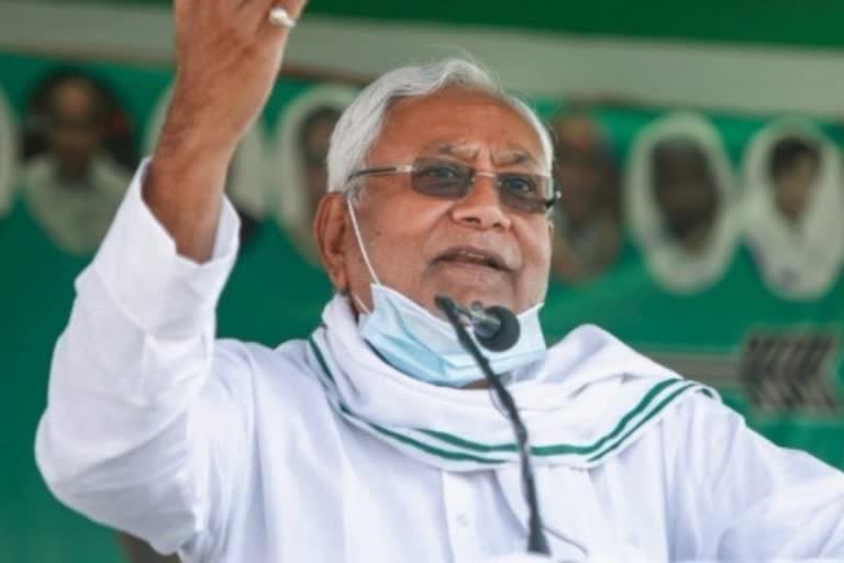 hijab row  nitish kumar on hijab row  hijab not an issue in bihar  bihar cm on hijab controversy  ഹിജാബ് വിവാദം  നിതീഷ്‌ കുമാര്‍ ഹിജാബ്  ഹിജാബ്-കാവി ഷാള്‍ വിവാദം  ബിഹാര്‍ മുഖ്യമന്ത്രി ഹിജാബ് വിവാദം