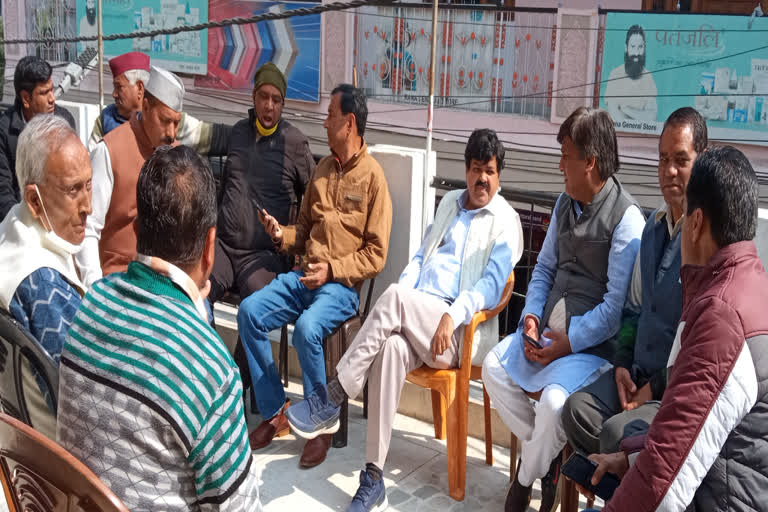 Ganesh Godiyal relax in srinagar