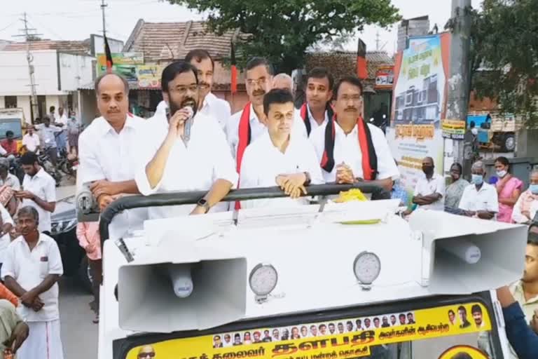 director-karu-palaniappan-campaign-in-pollachi