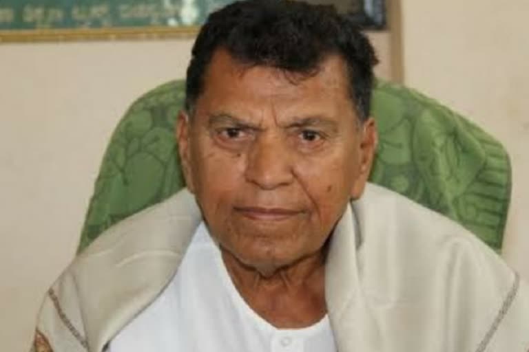 hd-chaudayya-ex-mla-passes-away