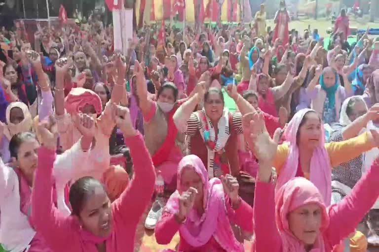 protest of Anganwadi workers