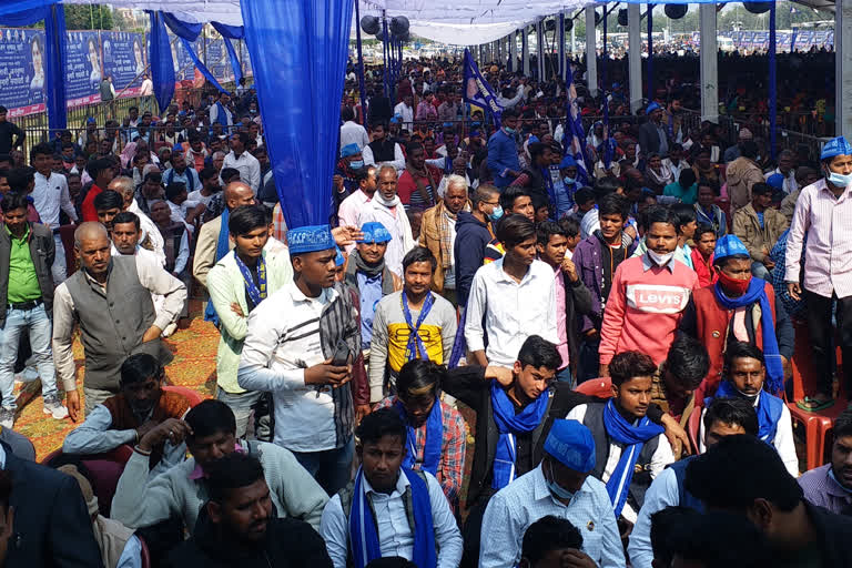 BSP chief Mayawati targets BJP SP in Lucknow meeting