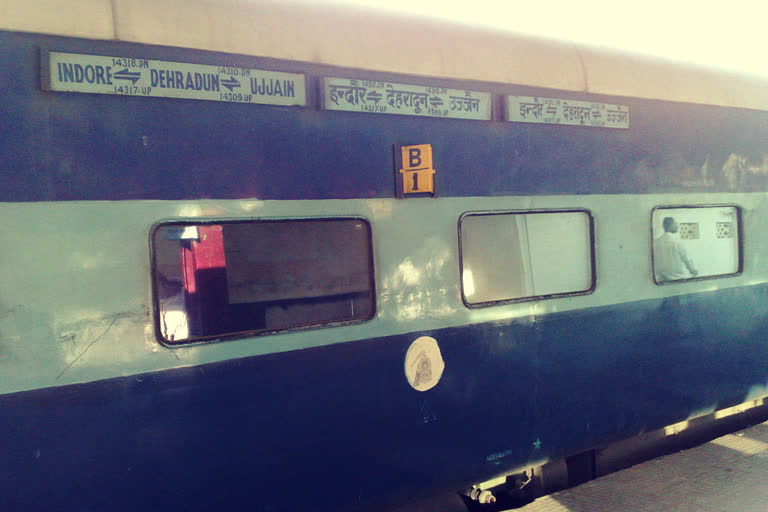 Janata and Ujjain Express