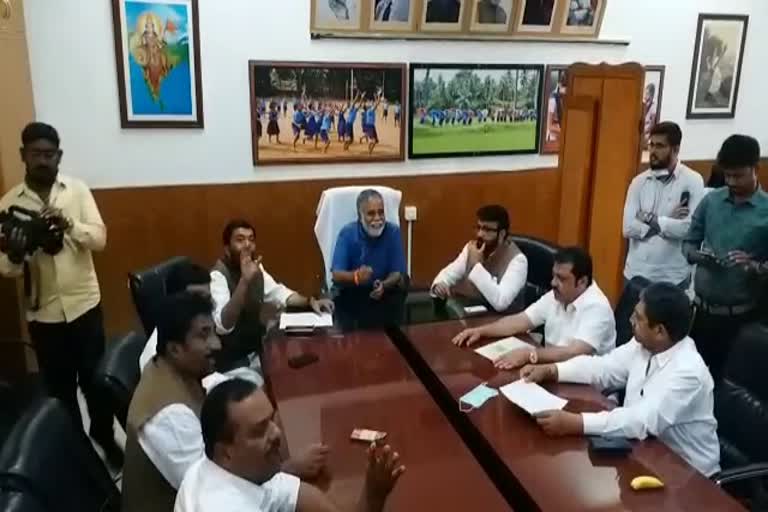 educational-minister-b-c-nagesh-spoke-on-hijab-issue-with-muslim-mlas-at-bengaluru