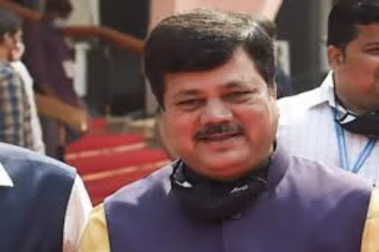 BJP leader Pravin Darekar