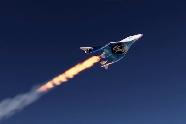 Virgin Galactic opens spaceflight tickets to public for $450,000, Billionaire Richard Branson Virgin Galactic, space travel cost, virgin galactic flight ticket price, space ticket price