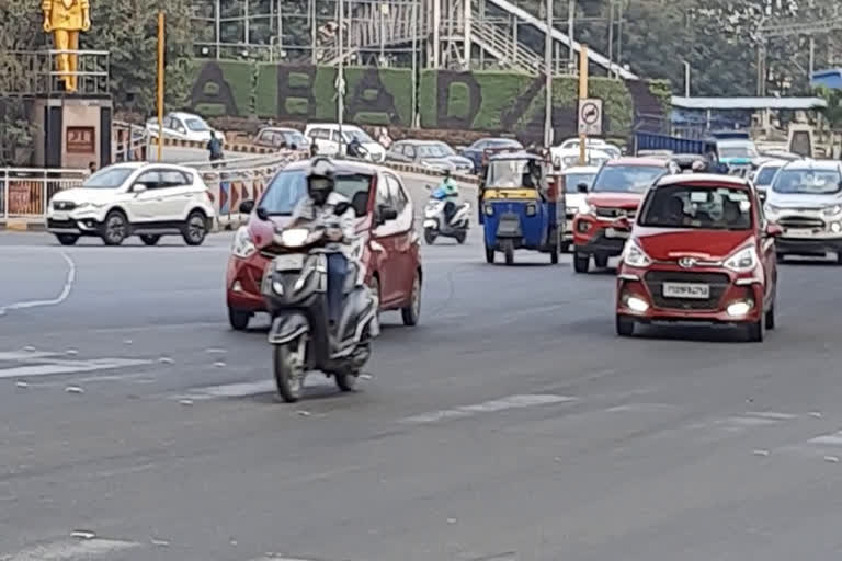 Scientific speed limit for vehicles: హైదరాబాద్​ రోడ్లపై ఇకపై రయ్​.. రయ్​ కుదరదు.. ఆ స్పీడు దాటారో..!