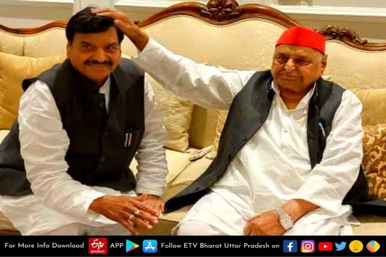 Shivpal Yadav took blessings from Mulayam Singh in etawa  etawa latest news  etv bharat up news  UP Assembly Election 2022  Uttar Pradesh Assembly Election 2022  UP Election 2022 Prediction  UP Election Results 2022  UP Assembly Elections 2022  UP Election 2022  शिवपाल यादव ने लिया मुलायम का आशीर्वाद  तीसरे चरण की वोटिंग  Shivpal Yadav took blessings  from Mulayam Singh in etawa  यूपी में आज तीसरे चरण  जसवंतनगर विधानसभा सीट  प्रसपा अध्यक्ष शिवपाल सिंह यादव