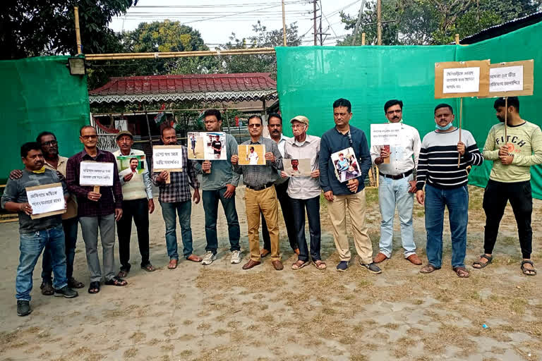 Agitation in Siliguri for Demanding Return of Wriddhiman Saha in Test Squad