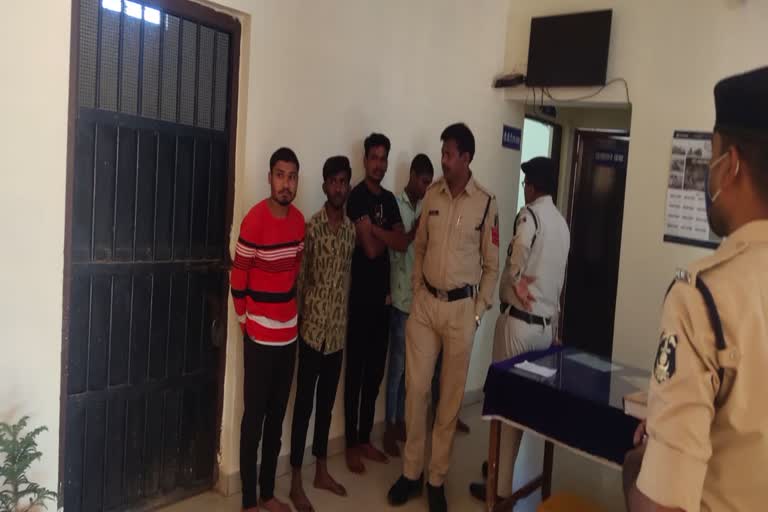 Youth arrested in Balod