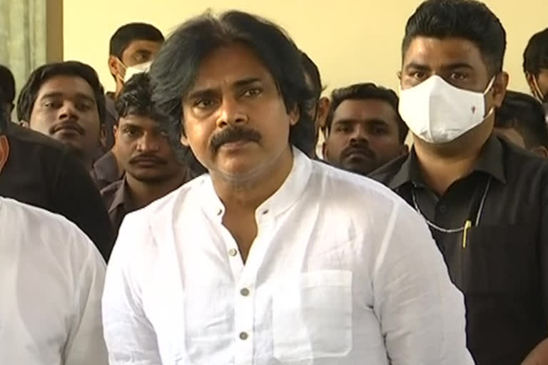 pawan kalyan condolences to minister goutham reddy