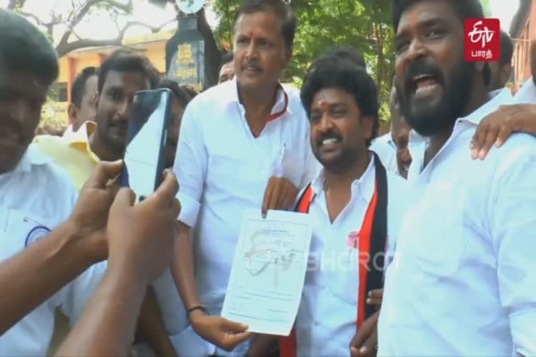 மதுரையில் திமுக வெற்றி முகம்..!:25 மாநகராட்சி வார்டுகளில் 16 வார்டுகளில் வெற்றி பெற்றுள்ளது